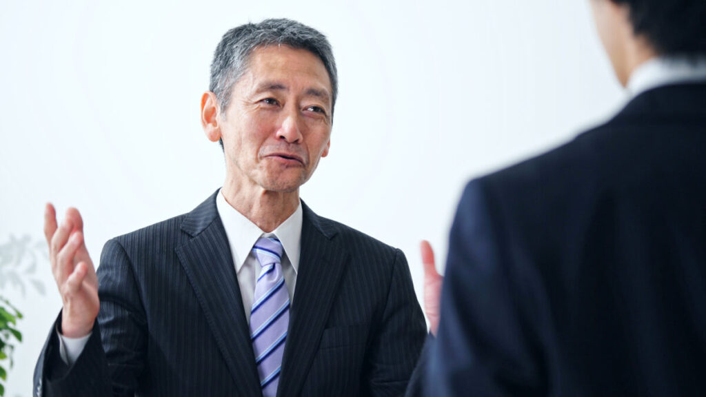 後継者問題の解決する方法とは？