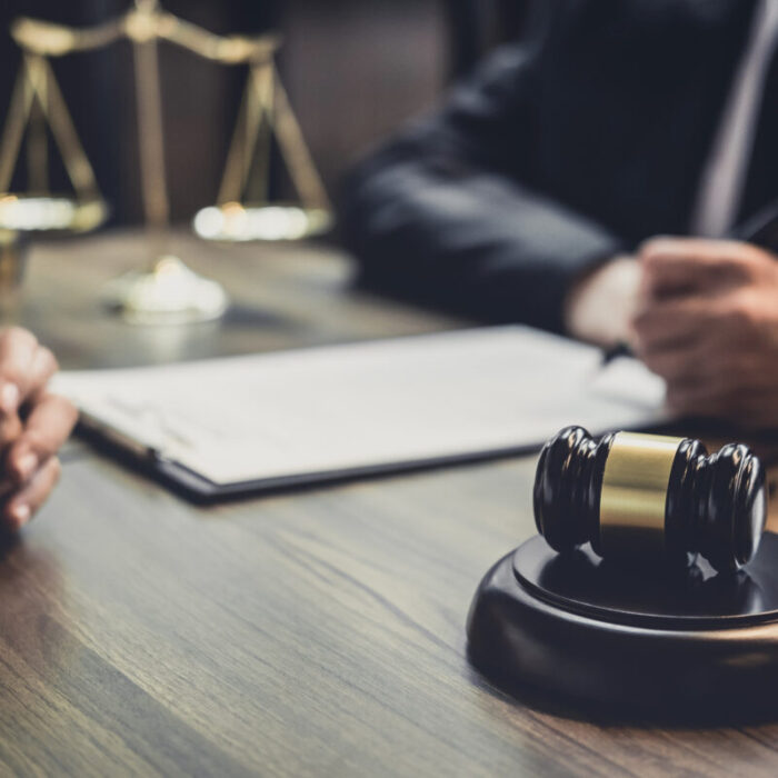 会社の清算はどのように進める？手続きの流れや税金との関係性も紹介