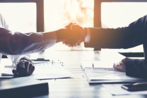 会社を10億円以上で売却するには？交渉を上手に進めるポイントをご紹介