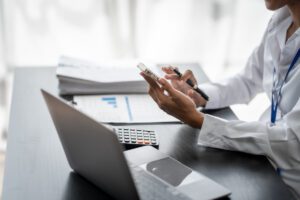 のれん代とは？算出・計算方法や会計処理、高く売却するコツなど紹介